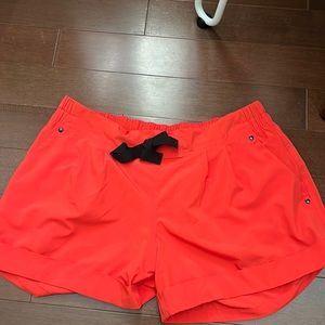 Lululemon Spring Break Away shorts